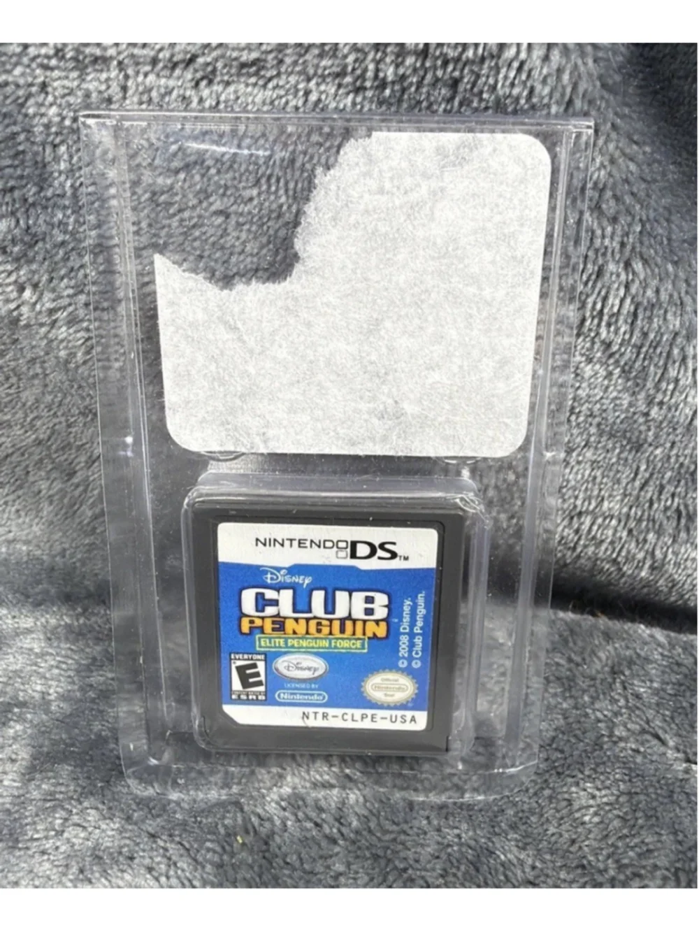 Club Penguin: Elite Penguin Force (Nintendo DS, 2008)